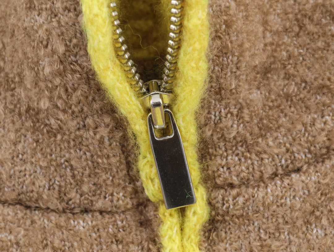 Damska dzianinowa kurtka z lamówkami