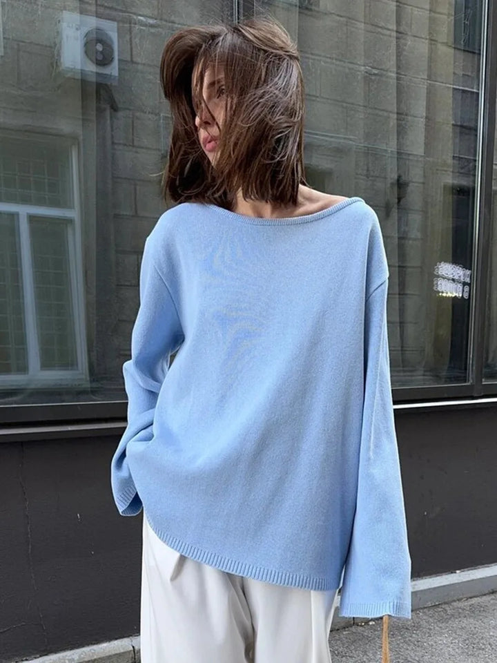 Sweter damski z odkrytymi plecami