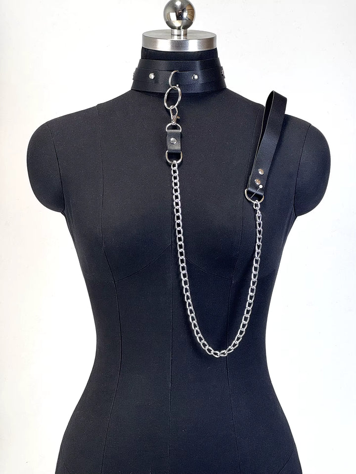 Choker z łańcuchem