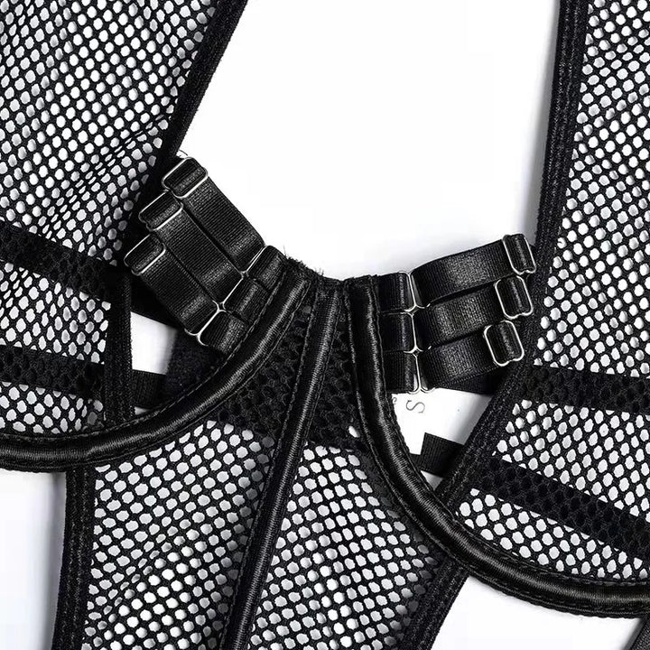 Siateczkowy komplet bielizny z wycięciami