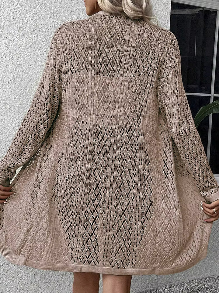Damski sweter z modnym ażurowym wzorem