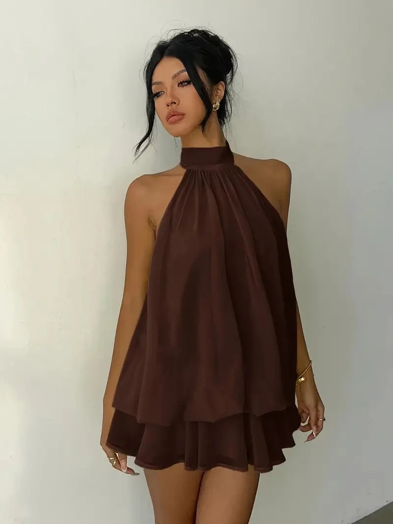 Sukienka mini z dekoltem halter