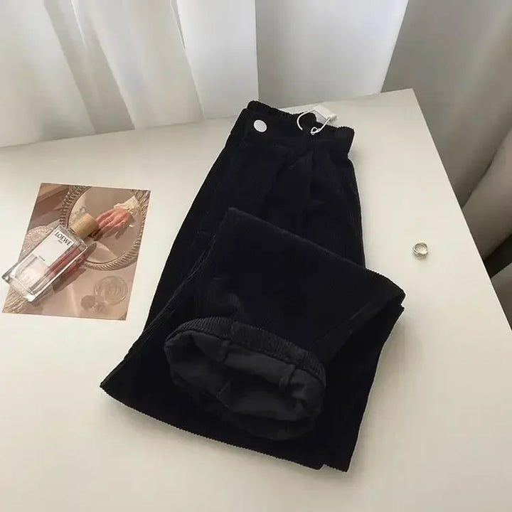 Sztruksowe spodnie typy=u baggy