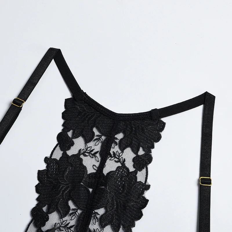 Ozdobny koronkowy zestaw bielizny