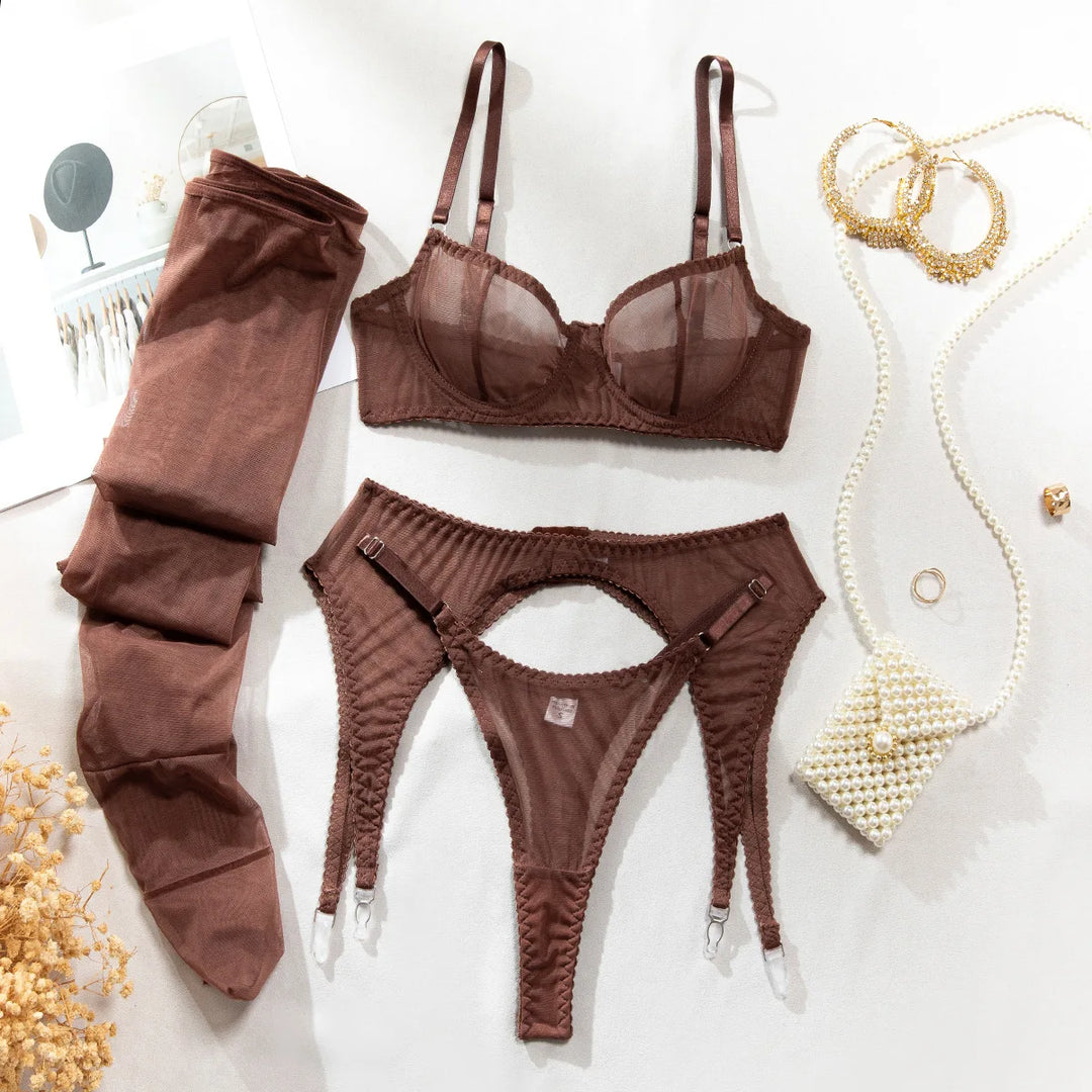 Prześwitujący zestaw bielizny