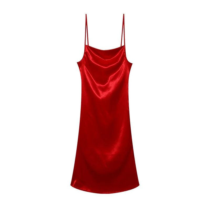 Satynowa sukienka maxi